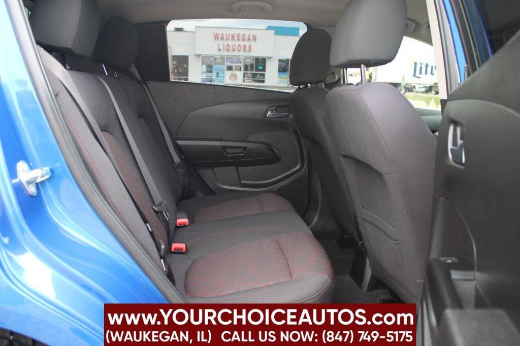 2020 Chevrolet Sonic 5dr Hatchback LT w/1SD - 22894102 - 15