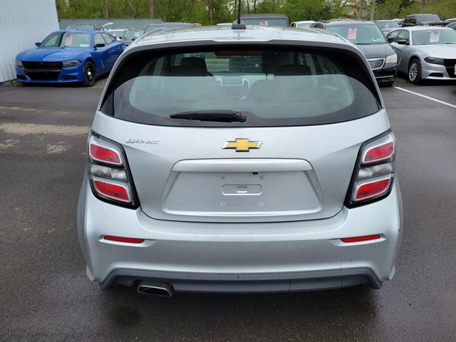 2020 Chevrolet Sonic LT Hatchback 4D - 23032406 - 9
