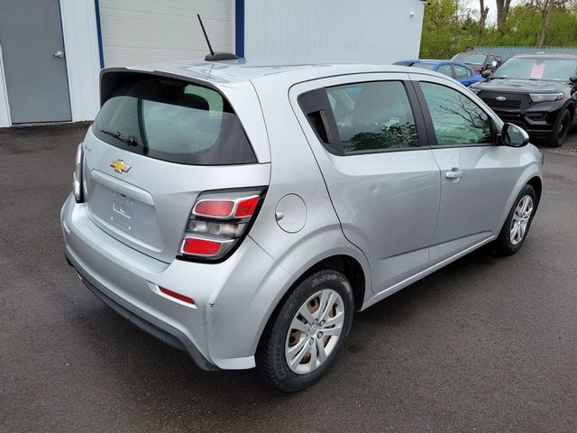 2020 Chevrolet Sonic LT Hatchback 4D - 23032406 - 13
