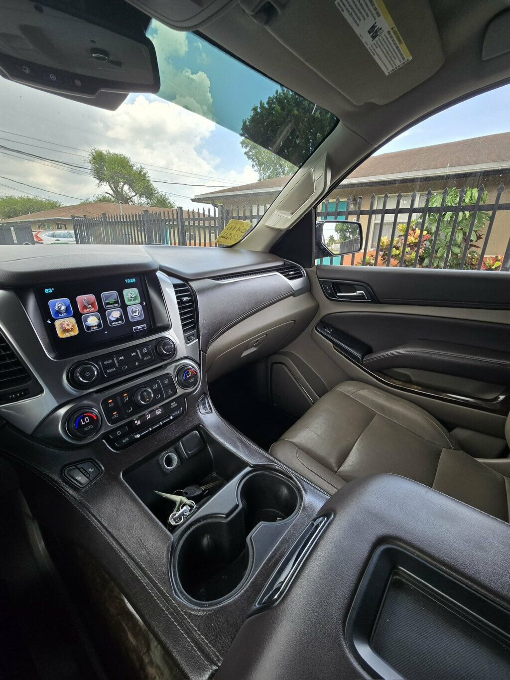 2020 Chevrolet Suburban  - 23070033 - 12