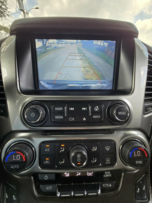 2020 Chevrolet Suburban  - 23070033 - 2