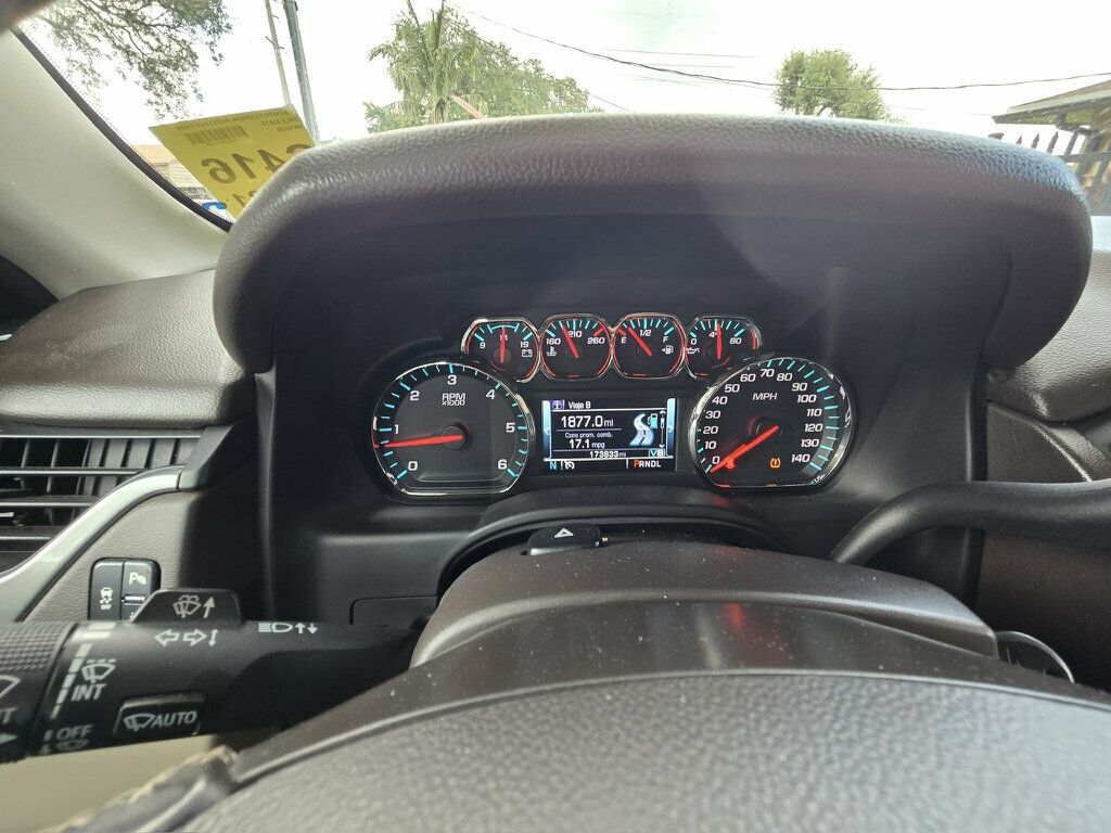 2020 Chevrolet Suburban  - 23070033 - 7