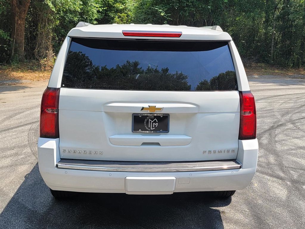 2020 Chevrolet Suburban Premier photo 3
