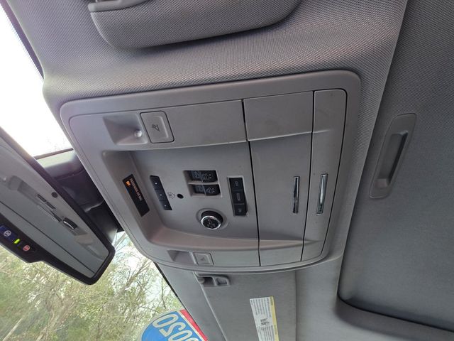 2020 Chevrolet Suburban 4WD 4dr 1500 LT - 22997359 - 25