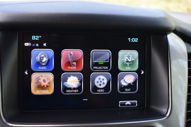 2020 Chevrolet Suburban 4WD 4dr LT - 23008727 - 19