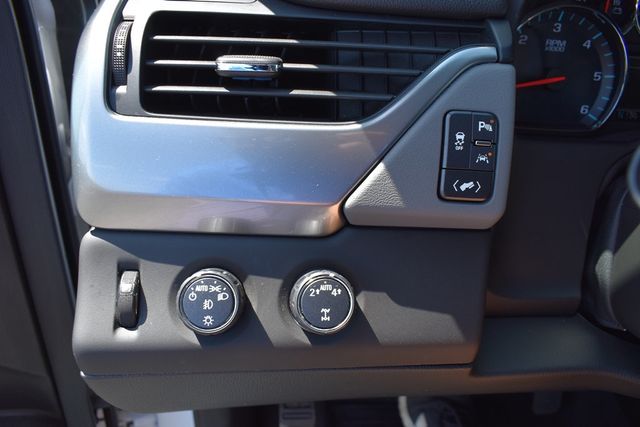 2020 Chevrolet Suburban 4WD 4dr LT - 23008727 - 26