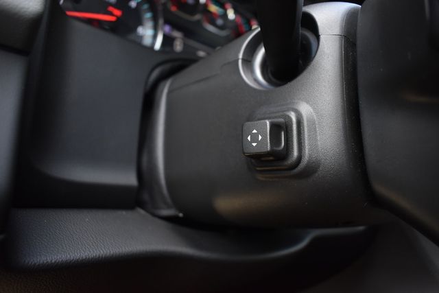 2020 Chevrolet Suburban 4WD 4dr LT - 23008727 - 39