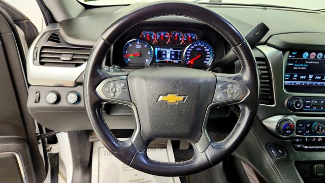 2020 Chevrolet Suburban 4WD 4dr LT w/ Chevrolet Infotainment Navigation - 23034690 - 12