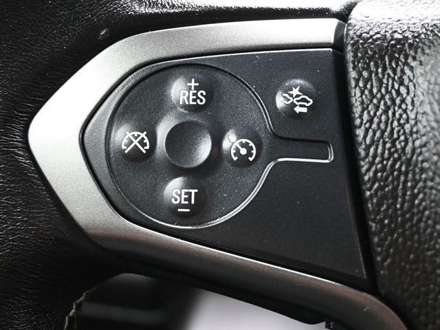 2020 Chevrolet Suburban LS - 23010152 - 24