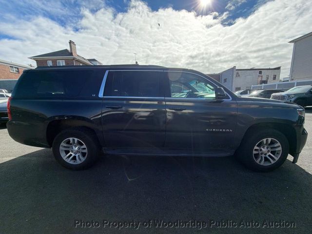 2020 Chevrolet Suburban LT - 23097129 - 2