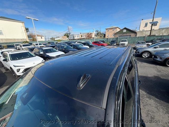 2020 Chevrolet Suburban LT - 23097129 - 4