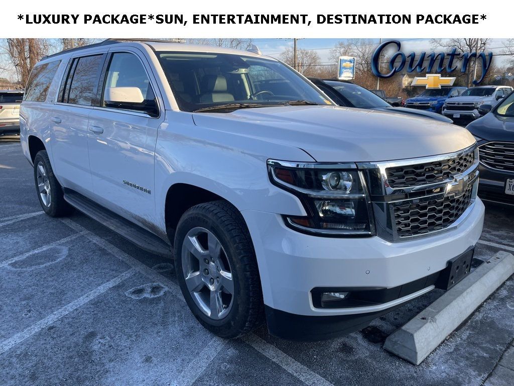 2020 Chevrolet Suburban LT - 22756202 - 0