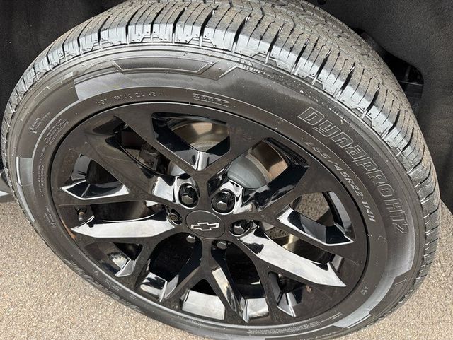 2020 Chevrolet Suburban LT 4WD - 22946756 - 10