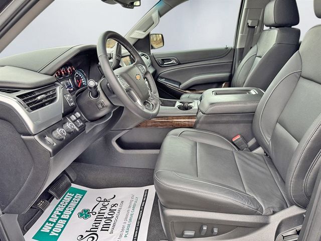 2020 Chevrolet Suburban LT 4WD - 22946756 - 16