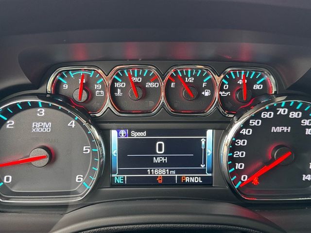 2020 Chevrolet Suburban LT 4WD - 22946756 - 17