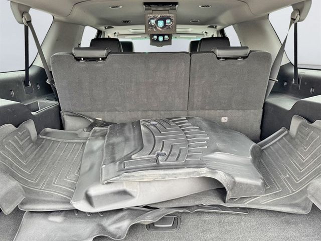 2020 Chevrolet Suburban LT 4WD - 22946756 - 27