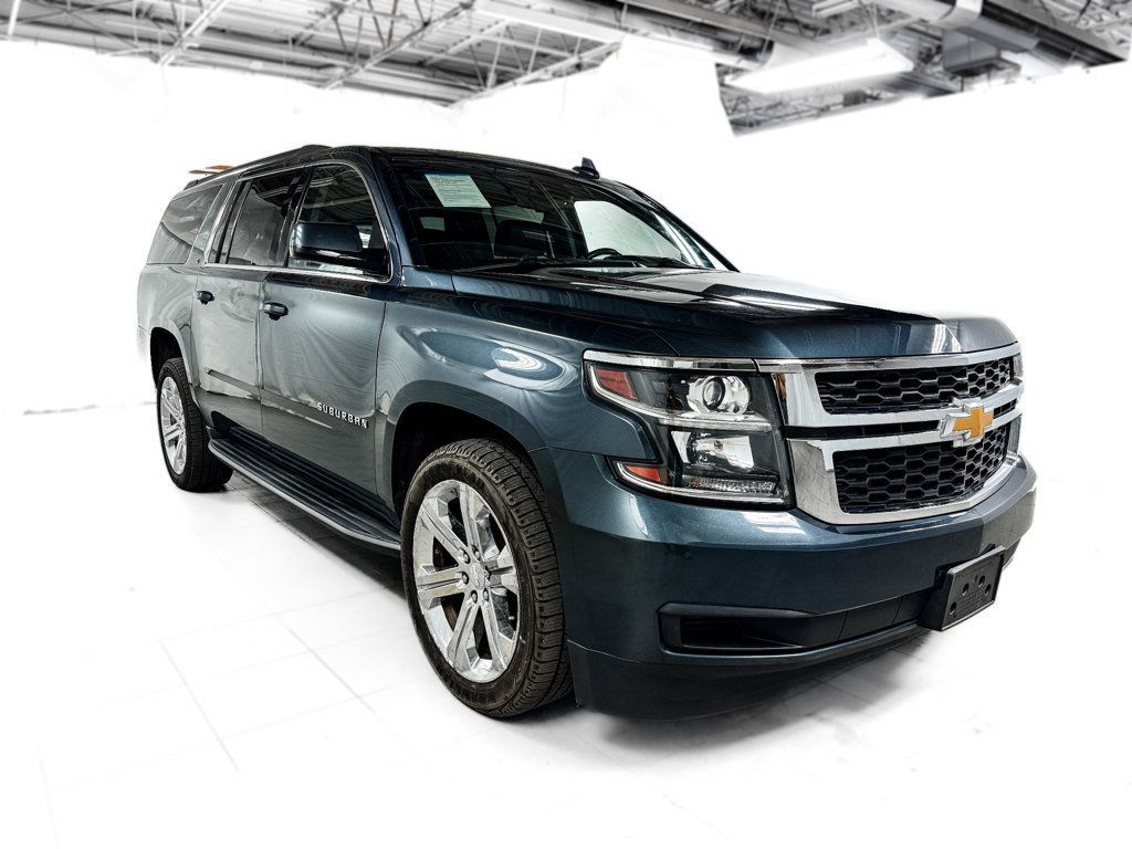 2020 Chevrolet Suburban LT 4WD - 22941685 - 7
