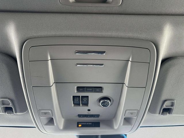 2020 Chevrolet Suburban LT 4x4 4dr SUV - 22977678 - 37