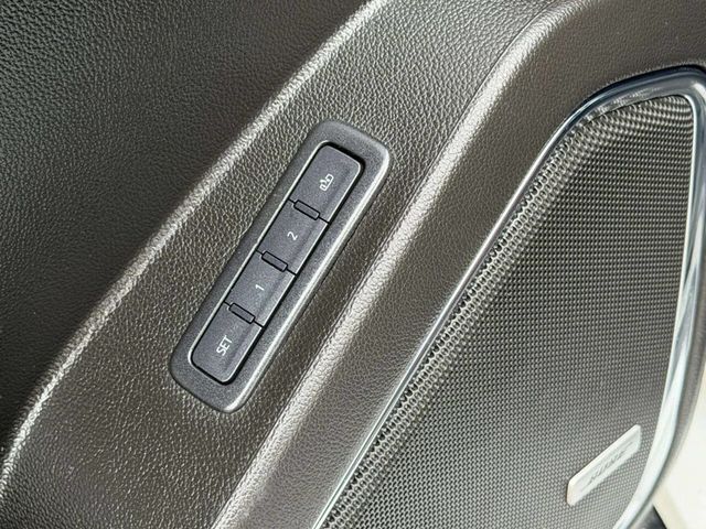 2020 Chevrolet Suburban LT 4x4 4dr SUV - 23043950 - 19