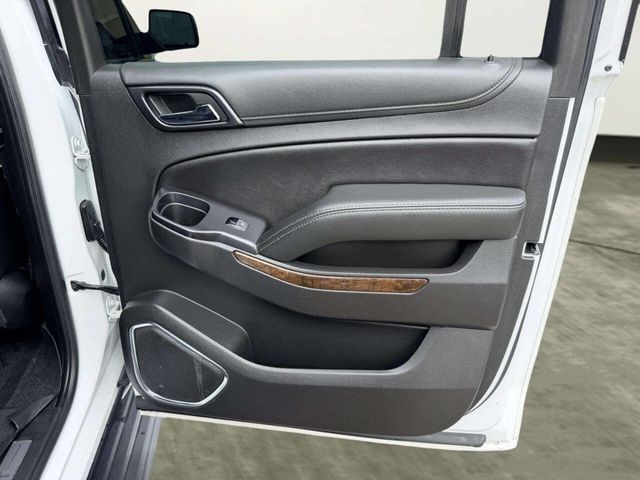 2020 Chevrolet Suburban LT 4x4 4dr SUV - 23043950 - 29