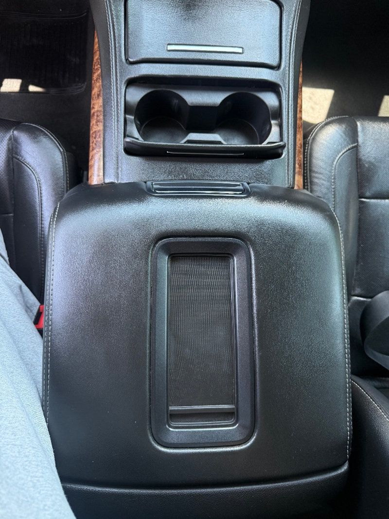 2020 Chevrolet Suburban Premier - 22886555 - 27