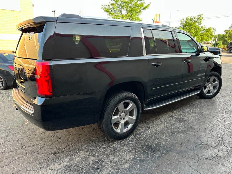 2020 Chevrolet Suburban Premier 4x4 4dr SUV - 22884311 - 10