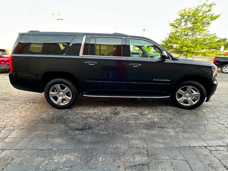 2020 Chevrolet Suburban Premier 4x4 4dr SUV - 22884311 - 11
