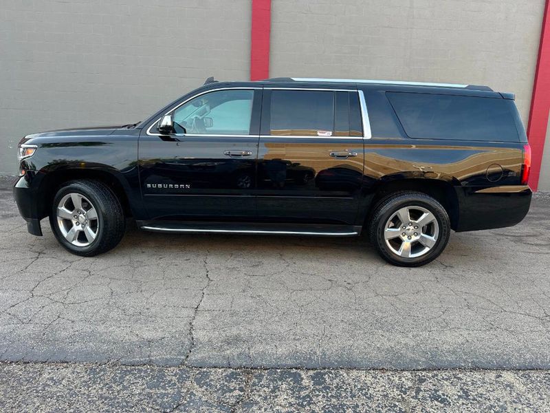 2020 Chevrolet Suburban Premier 4x4 4dr SUV - 22884311 - 1