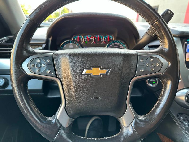 2020 Chevrolet Suburban Premier 4x4 4dr SUV - 22884311 - 35