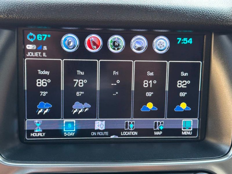 2020 Chevrolet Suburban Premier 4x4 4dr SUV - 22884311 - 45
