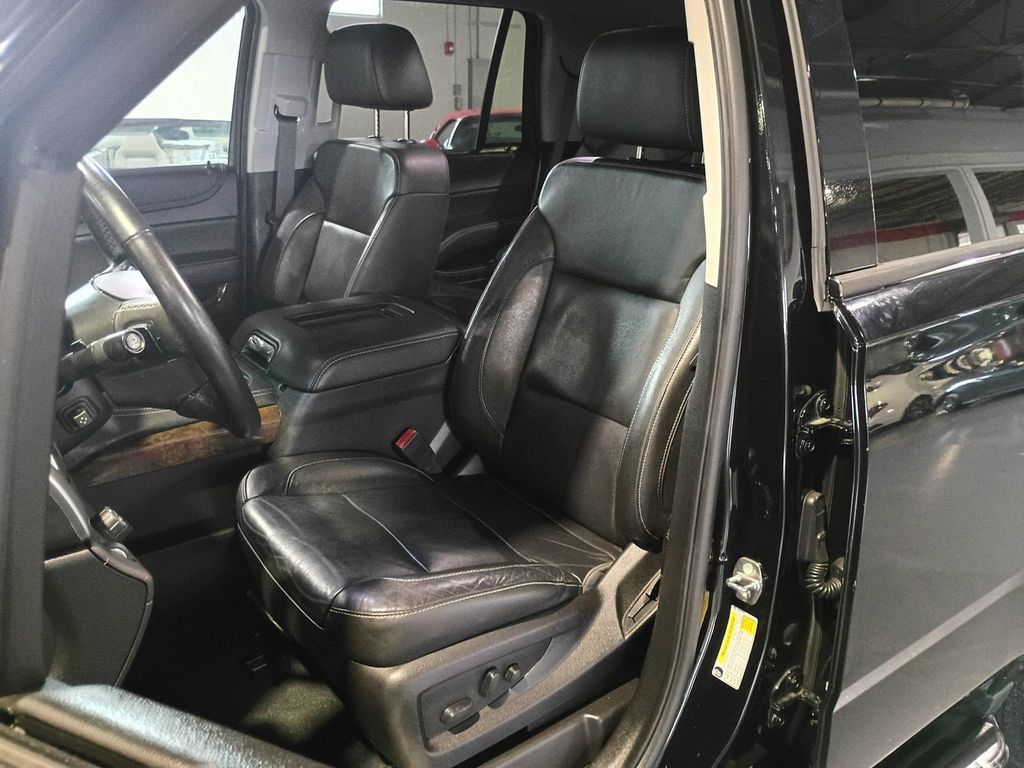 2020 Chevrolet Tahoe 2WD 4dr LT 1 Owner Clean Carfax Florida SUV - 23090954 - 13