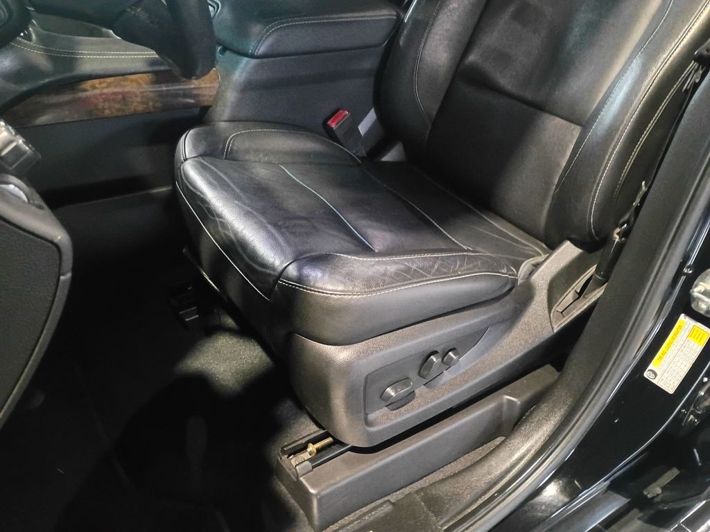 2020 Chevrolet Tahoe 2WD 4dr LT 1 Owner Clean Carfax Florida SUV - 23090954 - 14
