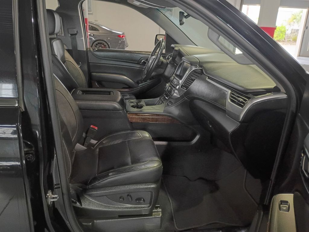 2020 Chevrolet Tahoe 2WD 4dr LT 1 Owner Clean Carfax Florida SUV - 23090954 - 40