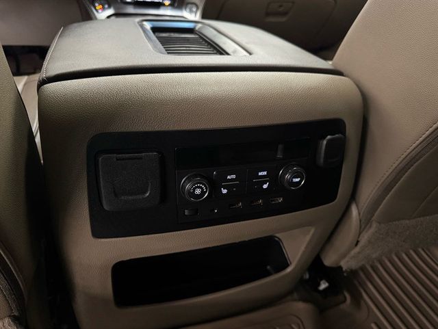 2020 Chevrolet Tahoe 4WD 4dr Premier - 23089465 - 29