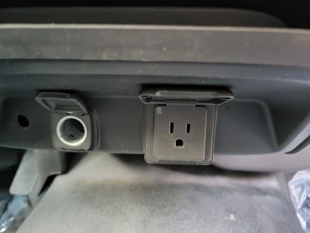 2020 Chevrolet Tahoe Commercial Sport Utility 4D - 22989304 - 18