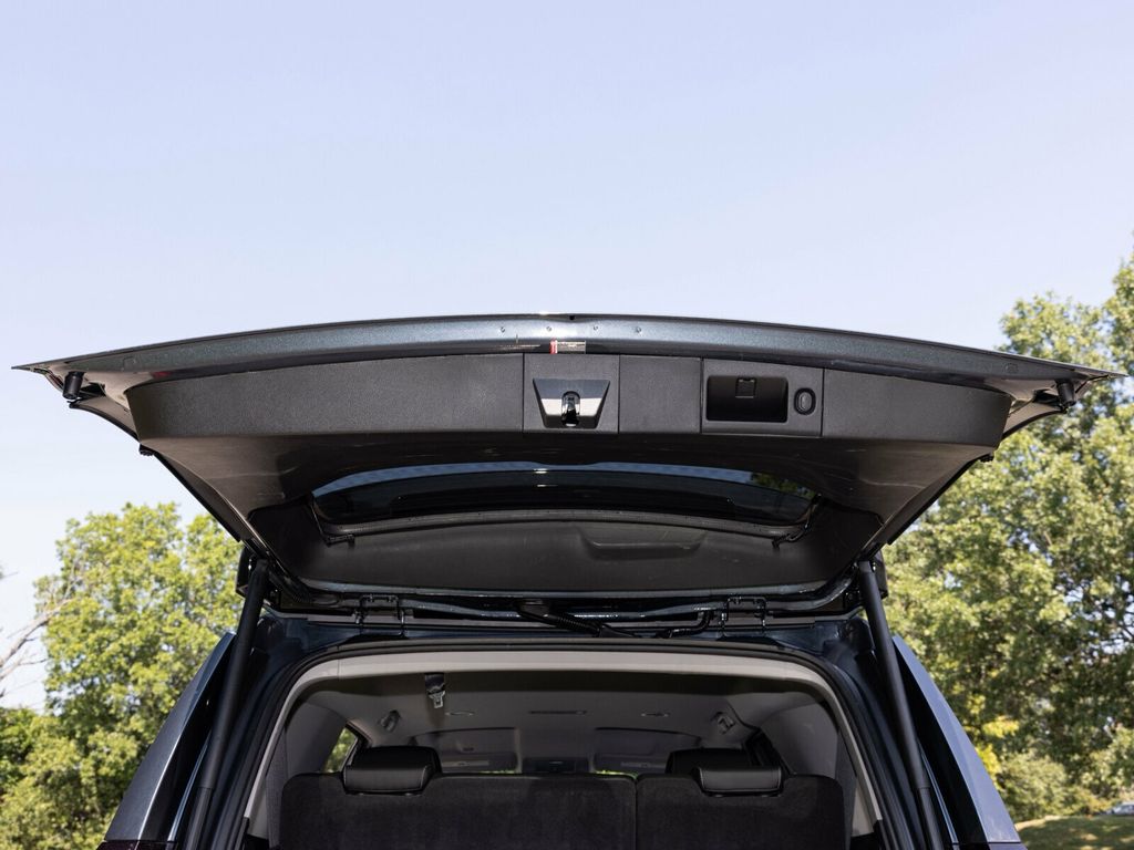 2020 Chevrolet Tahoe PREMIER 4WD  - 22913356 - 51