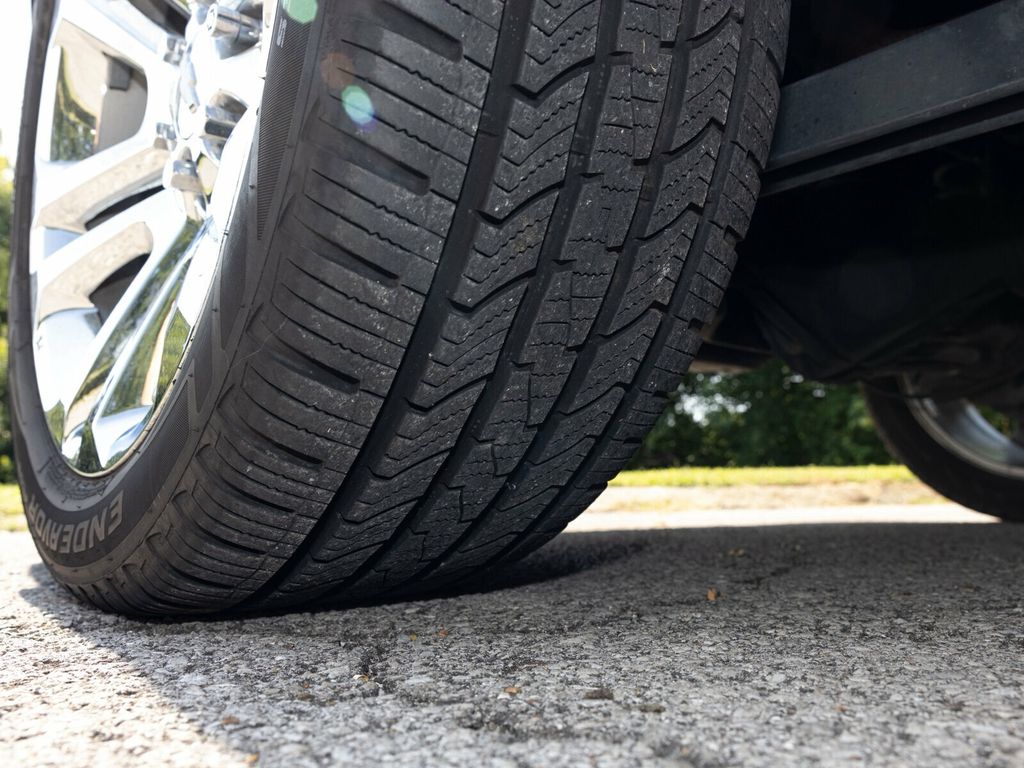 2020 Chevrolet Tahoe PREMIER 4WD  - 22913356 - 72