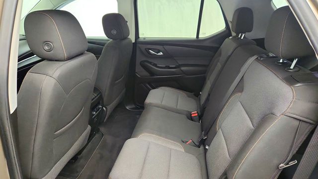 2020 Chevrolet Traverse AWD 4dr 1LT Cloth w/ Tri-Zone Climate Control & Seating for 8 - 22998936 - 20