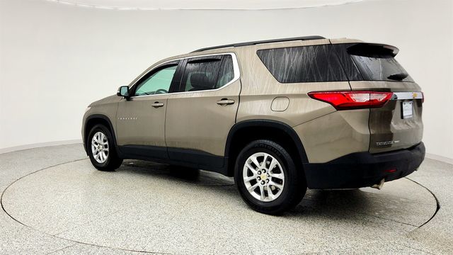 2020 Chevrolet Traverse AWD 4dr 1LT Cloth w/ Tri-Zone Climate Control & Seating for 8 - 22998936 - 6
