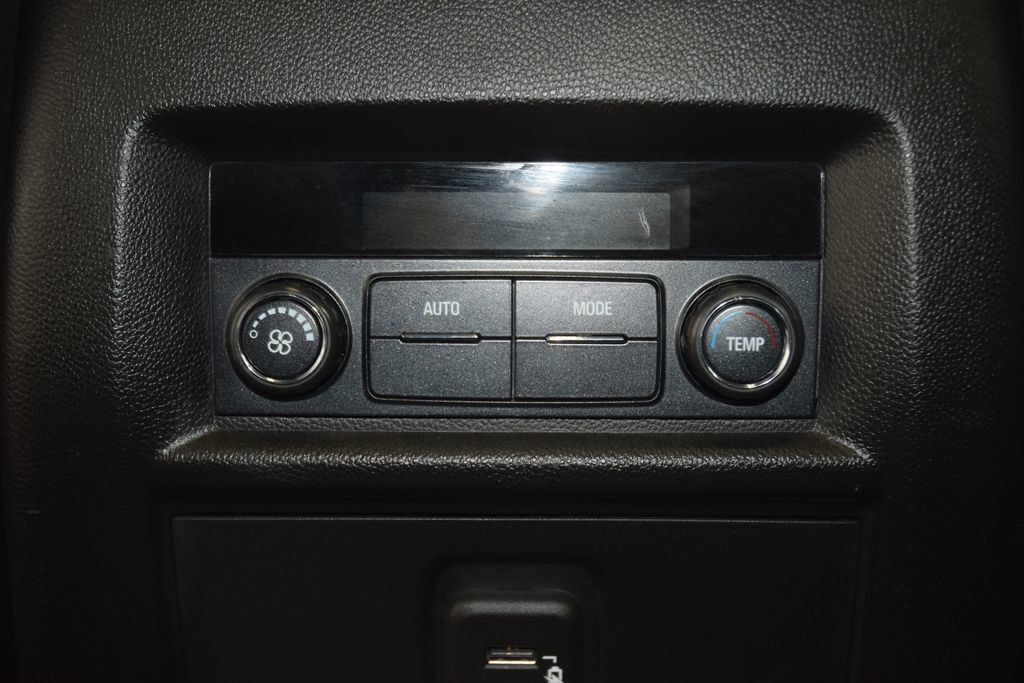 2020 Chevrolet Traverse AWD 4dr LS w/1LS - 23012085 - 40