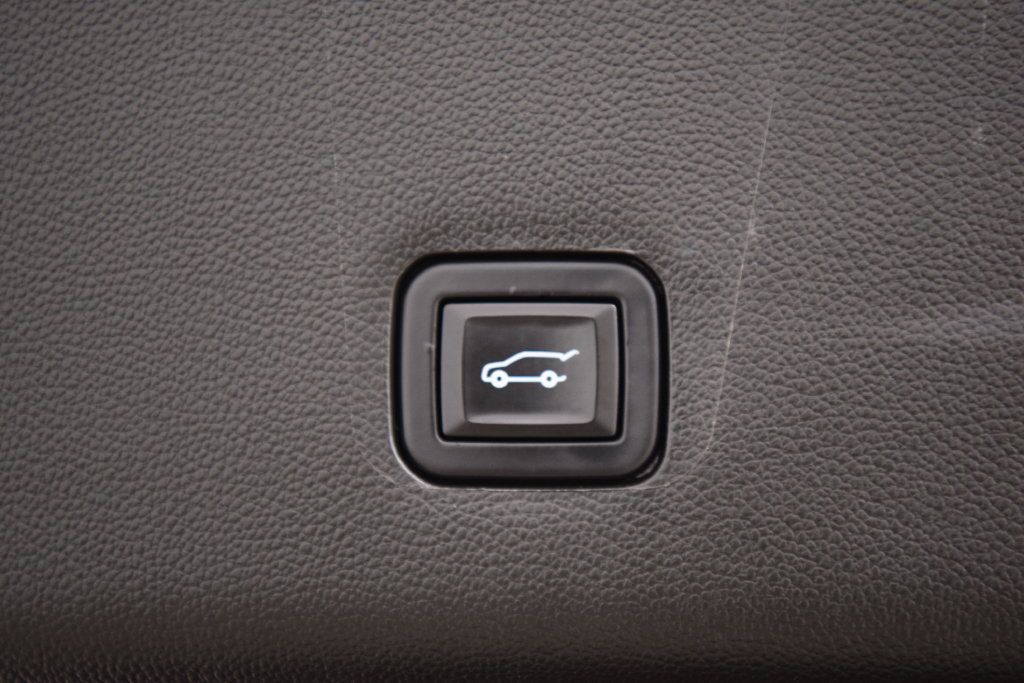 2020 Chevrolet Traverse AWD 4dr LT Cloth w/1LT - 23068968 - 25
