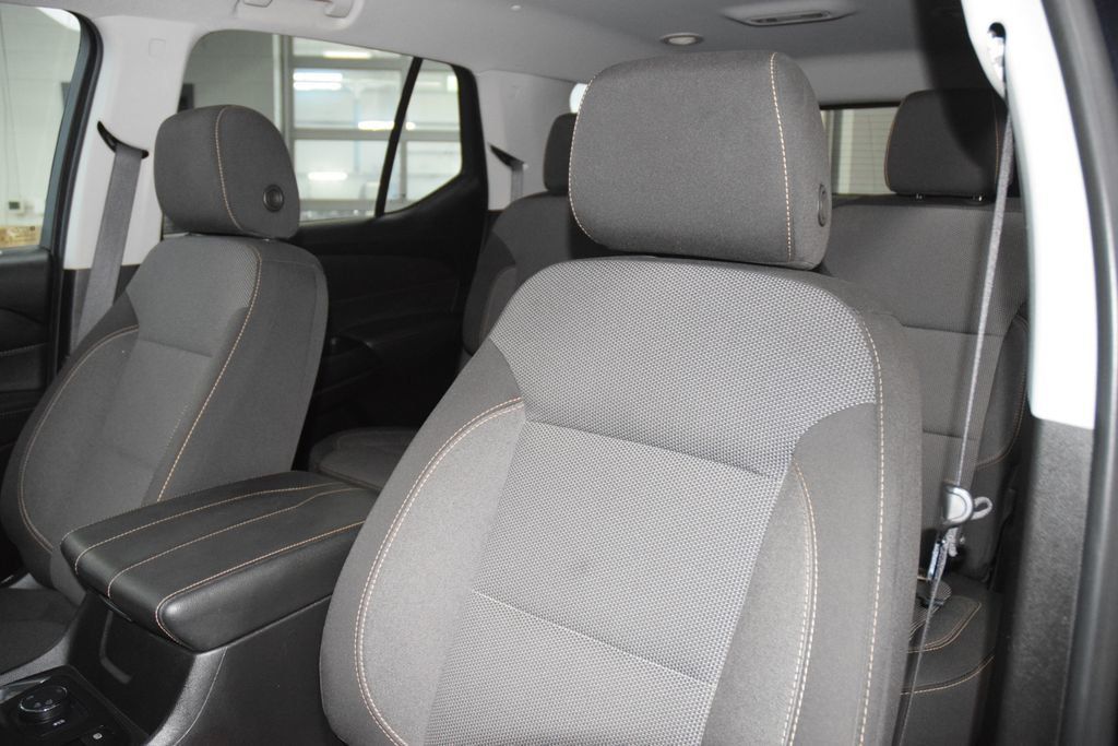 2020 Chevrolet Traverse AWD 4dr LT Cloth w/1LT - 23078945 - 40