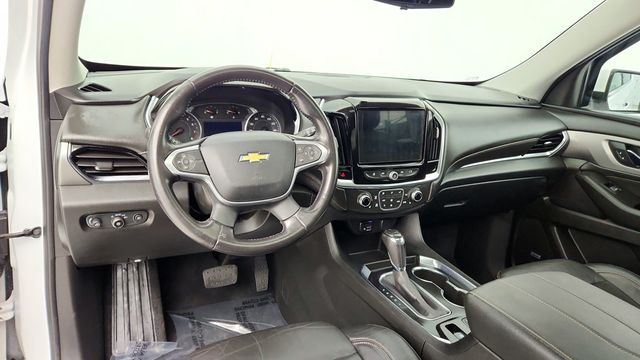 2020 Chevrolet Traverse AWD 4dr LT Leather with Premium Package & Dual Skyscape Sunroof - 22945332 - 12