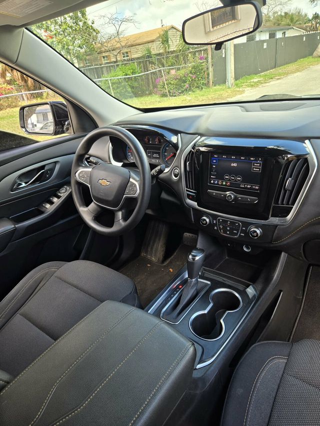 2020 Chevrolet Traverse FWD 4dr LS w/1LS - 22994430 - 5