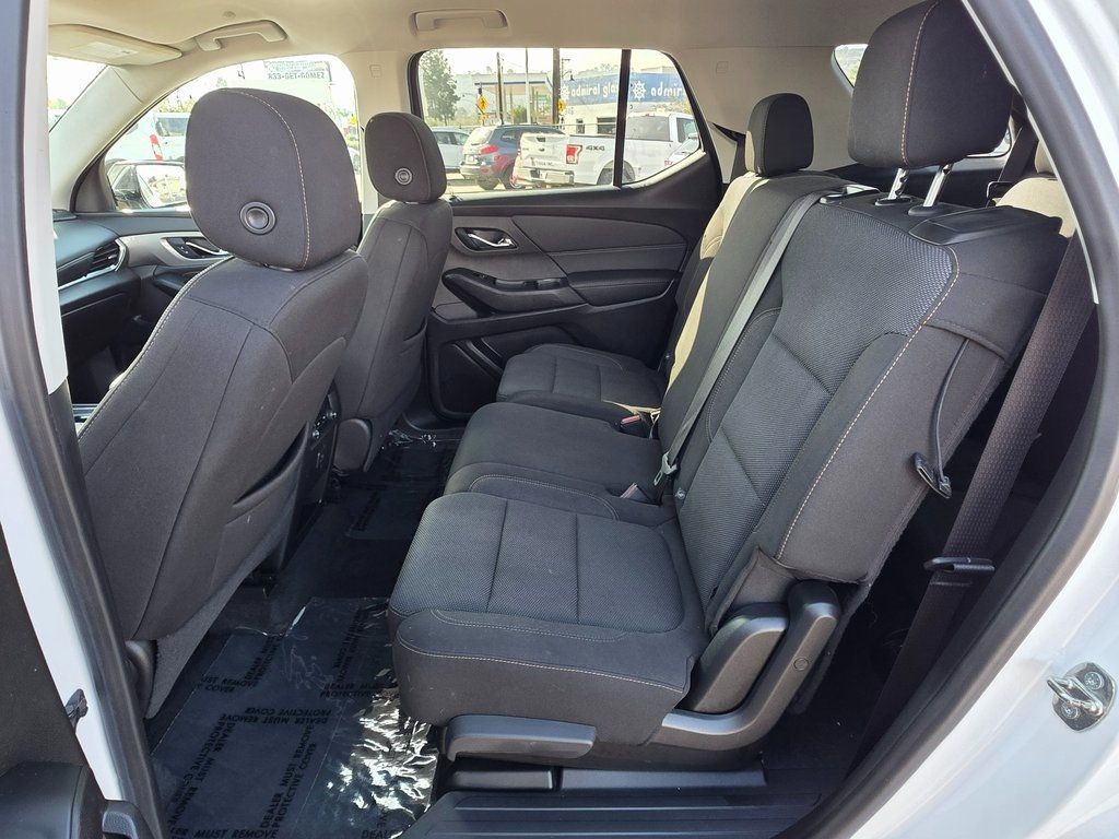 2020 Chevrolet Traverse FWD 4dr LS w/1LS - 22965505 - 17