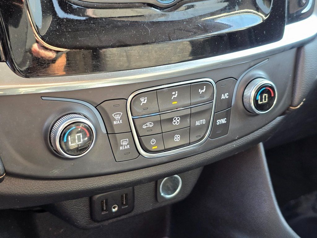 2020 Chevrolet Traverse FWD 4dr LS w/1LS - 22965505 - 28