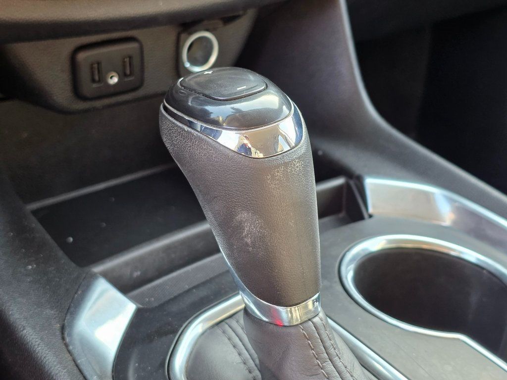 2020 Chevrolet Traverse FWD 4dr LS w/1LS - 22965505 - 30