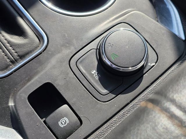 2020 Chevrolet Traverse FWD 4dr LS w/1LS - 22965505 - 32