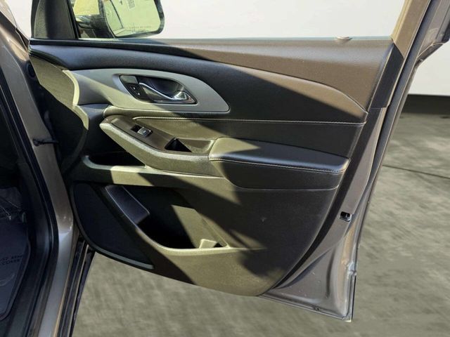 2020 Chevrolet Traverse FWD 4dr LT Cloth w/1LT - 22967309 - 32