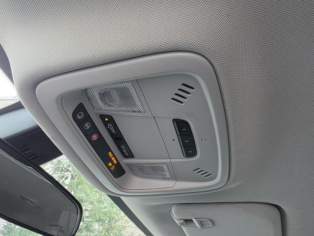 2020 Chevrolet Traverse FWD 4dr LT Leather - 22952983 - 27